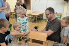 pxl_20251008_082726682.portrait