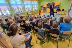 2025-ochronka-pilzno-iluzjonista-2