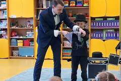 2025-ochronka-pilzno-iluzjonista-8