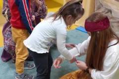 2025-ochronka-pilzno-teatr-o-dobrym-czlowieku-2