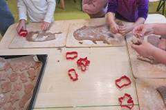 2025-ochronka-pilzno-maluchy-pieka-pierniki-4