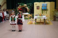 2026ochronkadebicazyczeniawielkanoc-3