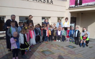 Wyjazd do teatru „Maska”