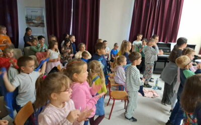 🎶 Muzyczne opowieści w szkole muzycznej