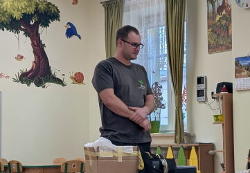 „Poznajemy zawody naszych rodziców” – Drewniane cuda z warsztatu stolarza