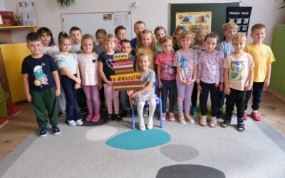 ŚWIĘTUJEMY URODZINY KOLEŻANEK Z GRUPY :)