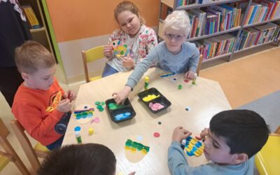 📚 Spotkanie z&nbsp;bajką w&nbsp;bibliotece – Dzień Postaci z&nbsp;Bajek