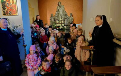 U GROBU BŁOGOSŁAWIONEGO EDMUNDA BOJANOWSKIEGO