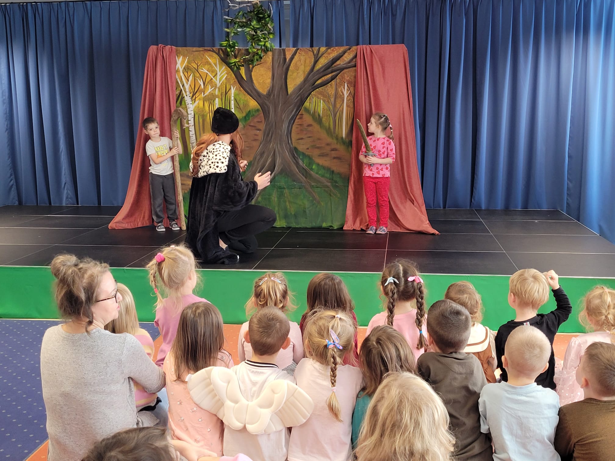 Przedstawienie – Lech, Czech i Rus (2)