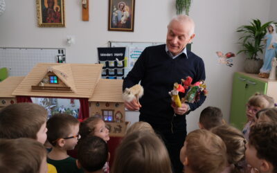 RODZINNY TEATRZYK KUKIEŁKOWY :)