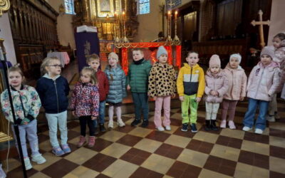 DROGA KRZYŻOWA W&nbsp;PARAFII