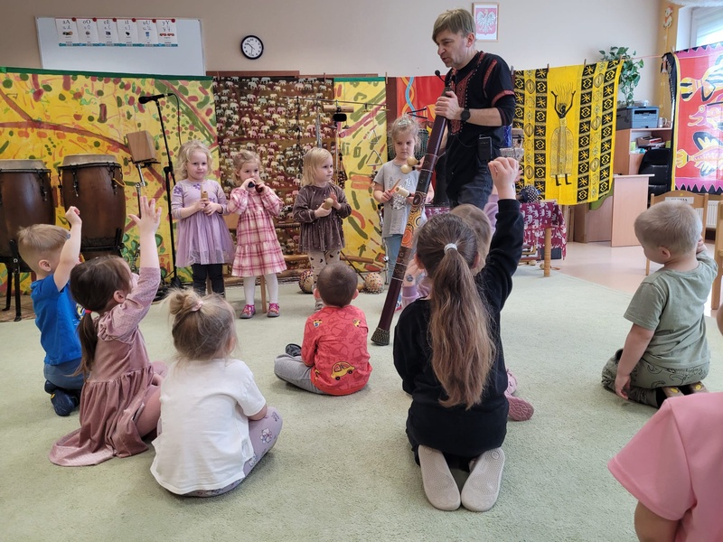 Muzyka etniczna marzec (33)