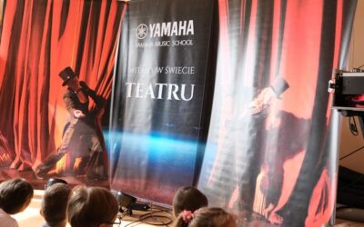 ZAJĘCIA MUZYCZNE – „W ŚWIECIE TEATRU” :)
