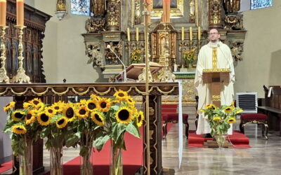 NAJPIERW DZIĘKUJEMY PANU  BOGU…