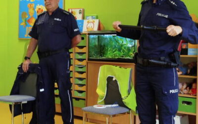SPOTKANIE Z POLICJANTAMI